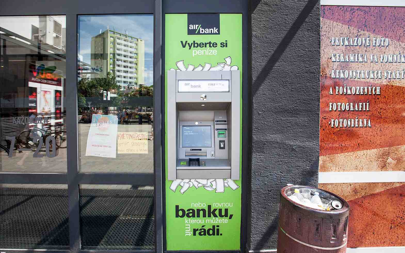 Geldautomat Air Bank